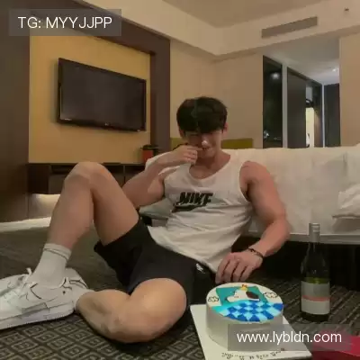 蓬盈晓